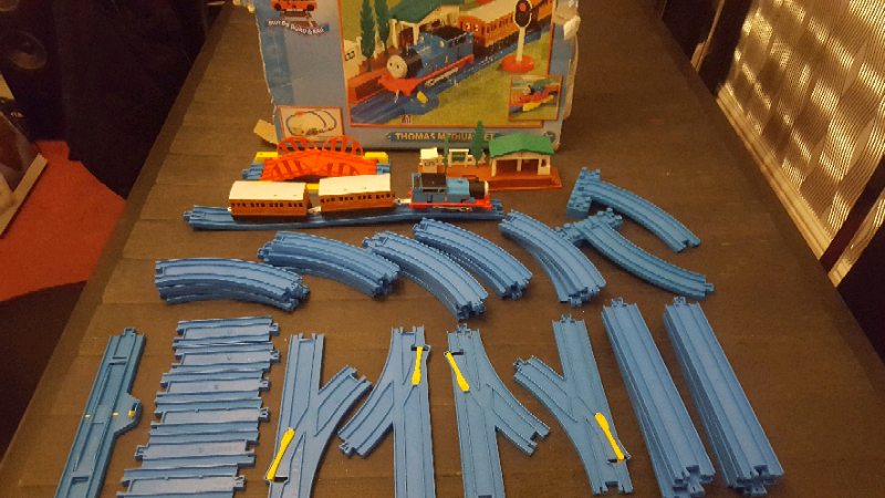 thomas extra track